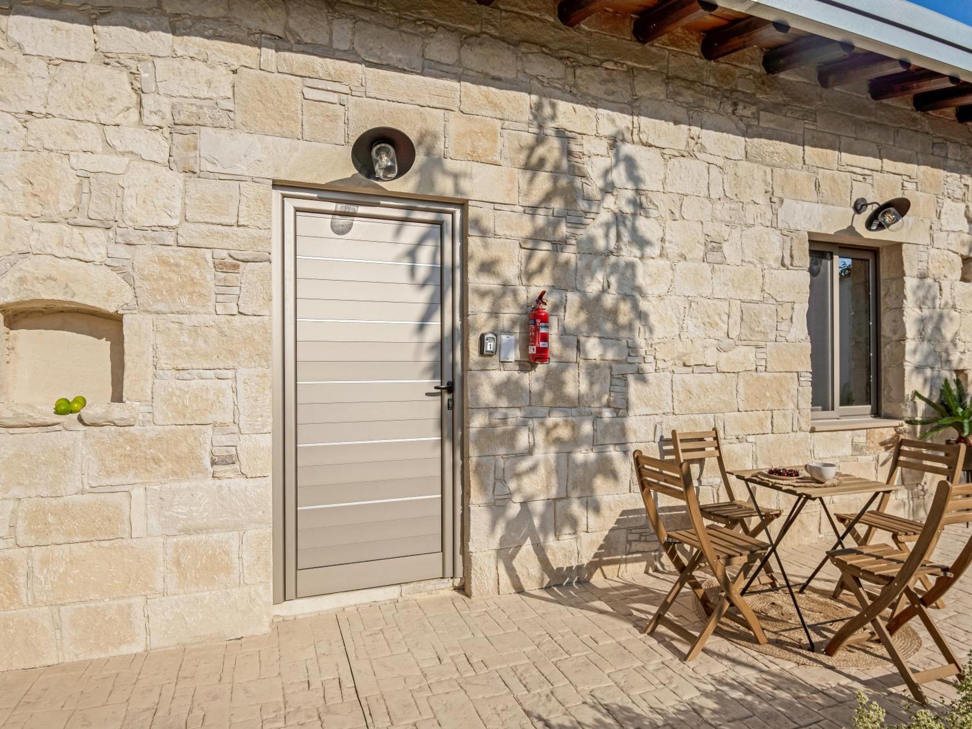 Sanders Andre Marie Apartment Vasa Kilaniou Exterior photo